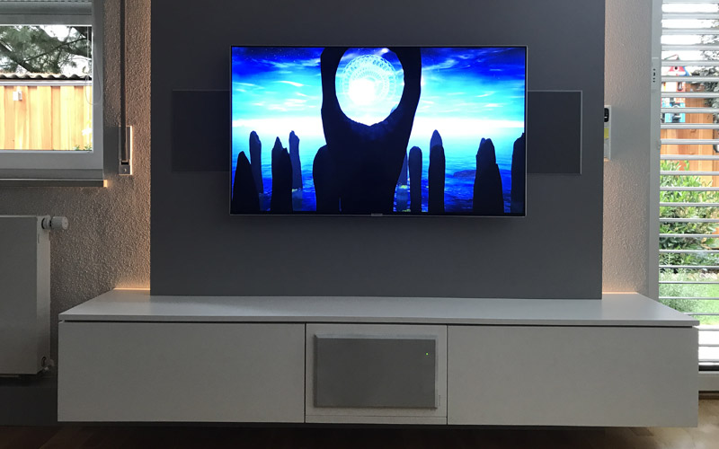 Montage einer TV-Medien Wohnwand