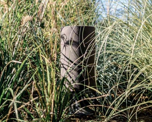 gartenlautsprecher im gras